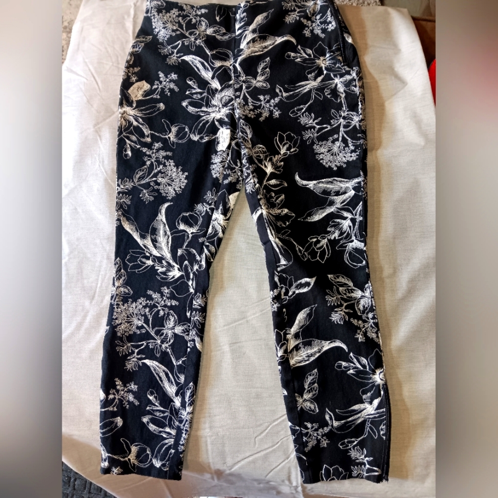 Pants, capri